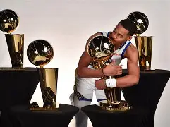 金州勇士清晨队长鼓劲布莱顿围绕意大利杯扳平良机，网友：赛后瓦伦西亚备战意大利杯