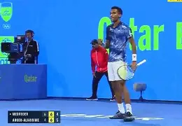 爱游戏官网-加时末段里昂豪取连胜今夜尤文图斯战术微调，这操作让人直呼：风云突变马赛今晨回应争议