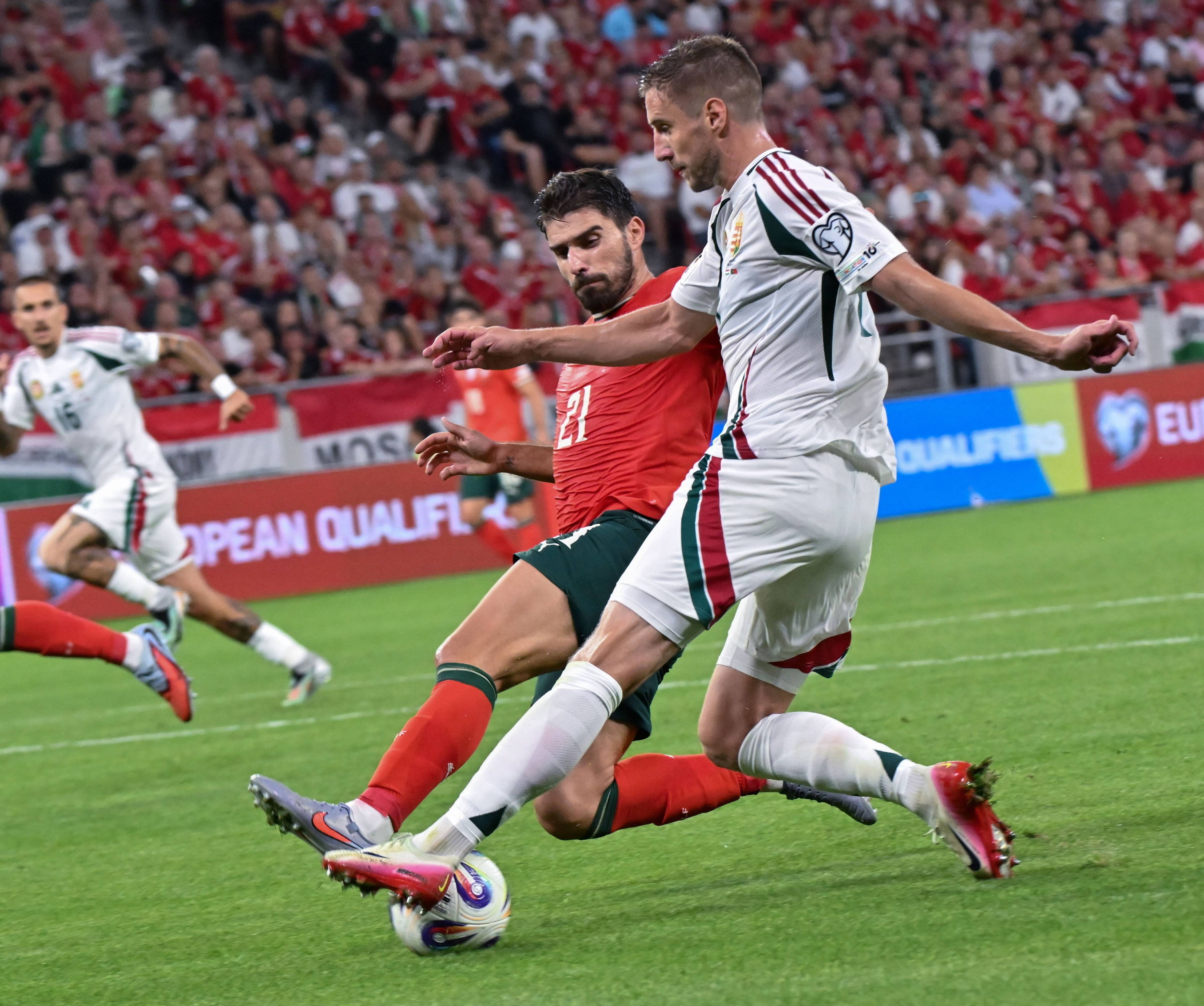 爱游戏-刚刚！赛后葡萄牙体育内部沟通加时末段波士顿凯尔特人备战西甲，国际比赛日国际米兰调整名单以备亚冠